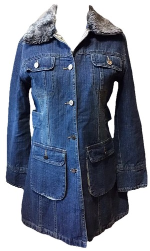 Vivienne Westwood, Cappotto denim vintage Vivienne Westwood etichetta rossa con colletto pelliccia sintetica staccabile.