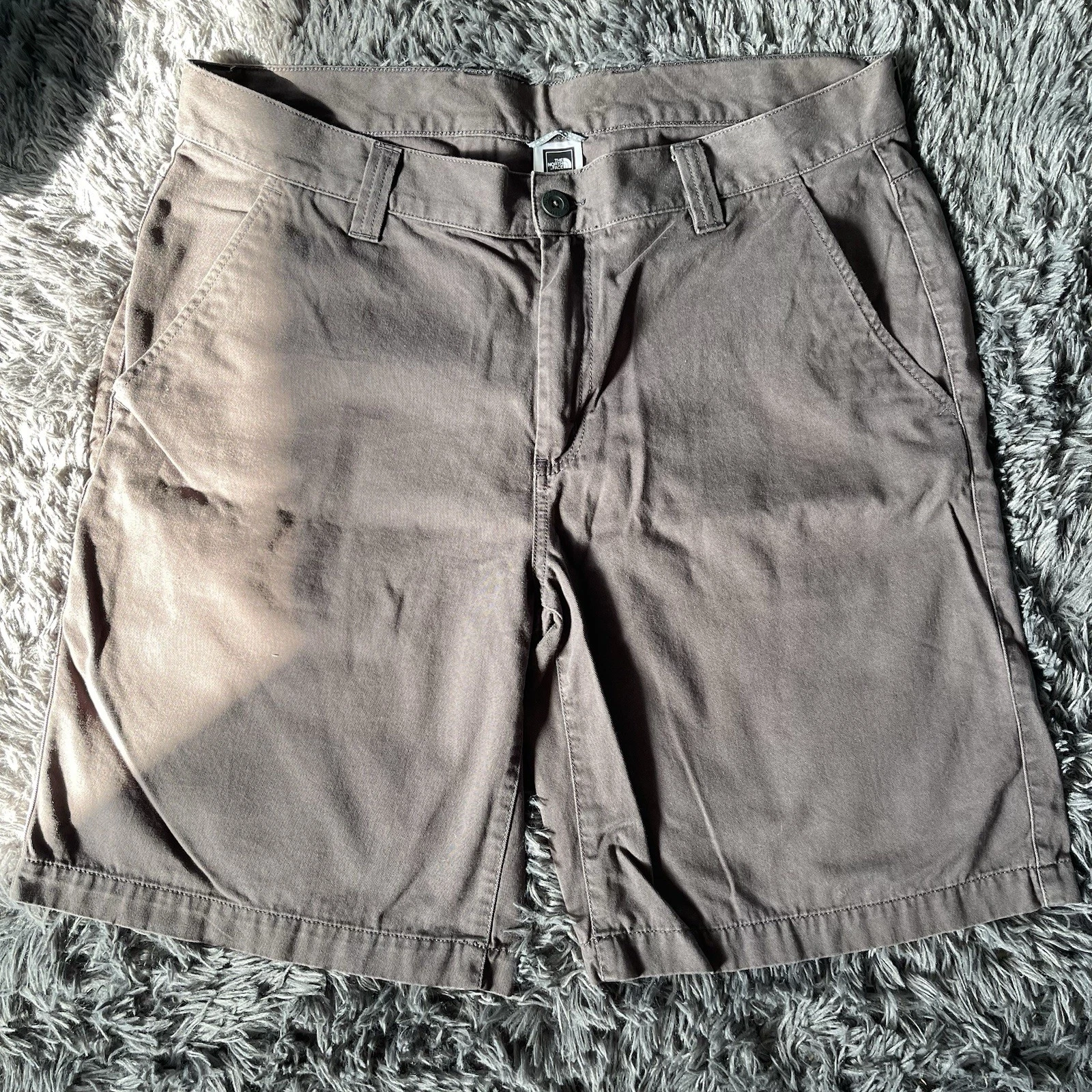 The North Face Shorts Mens 38 Gray Chino Cotton Flat Front Hiking 11” Inseam