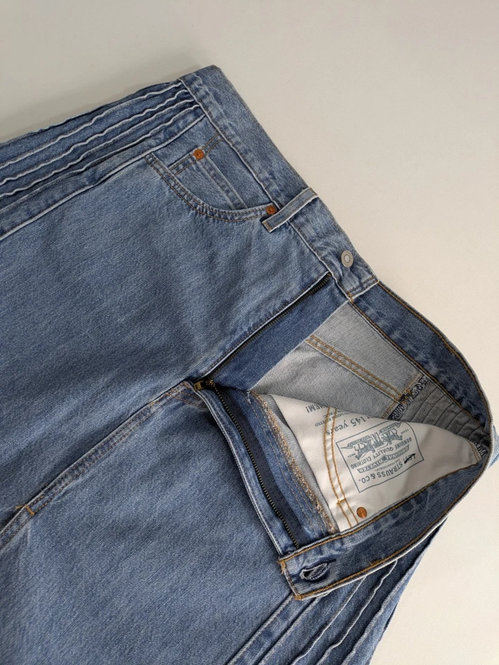 Levis Premium Denim Skirt Womens Medium Regular Fit Blue VGC - Image 2 of 4