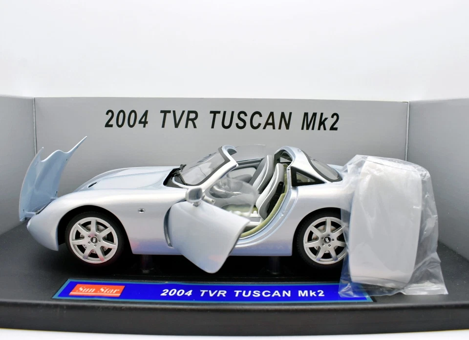 Modellino auto scala 1:18 TVR tuscan Mk2 sun star diecast modellismo statico - Immagine 4 di 4