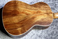 Martin 2K Tenor Ukulele Hawaiian Core Used with Photo