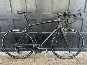 Trek Emonda SL 6 carbon road bike Ultegra 11 58cm + Extras