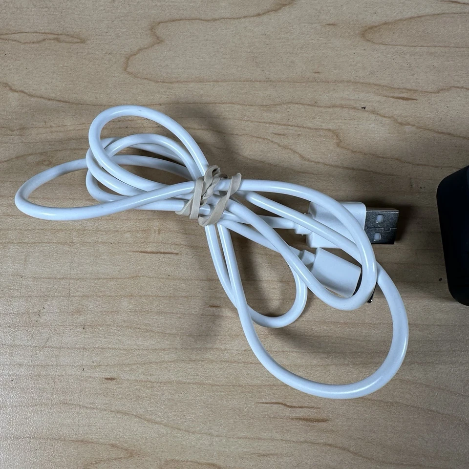 GoPro Hero 5 Black Edition Action Camera (No SD) w/ Battery & Cable Tested - Image 2 of 4