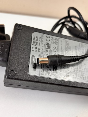 Genuine Samsung AD-4214N 14V 3A Power Supply Adapter – AC/DC Charger - 第 3/4 張圖片
