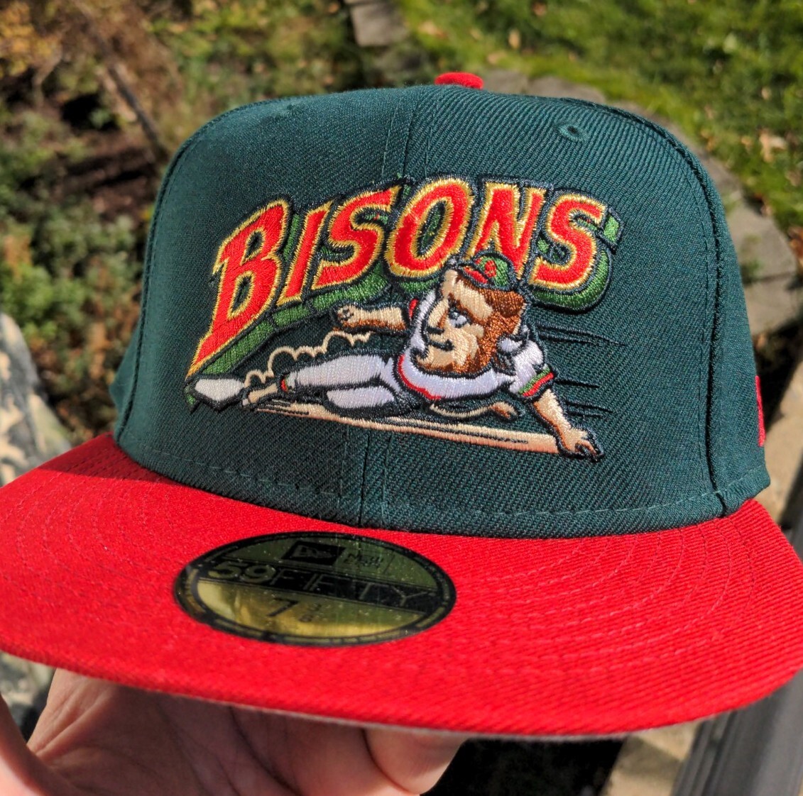 Exclusive New Era Buffalo Bisons Two Tone 7 3/8 Forest Green/Red