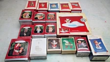 Hallmark Keepsake Lot of 18 Ornament See Pictures For Details