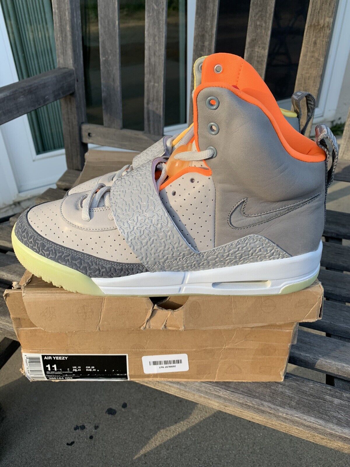 (USED) NIKE AIR YEEZY 1 One ZEN GREY US8 UK7 AUTHENTIC 366164-002 Kanye  West 