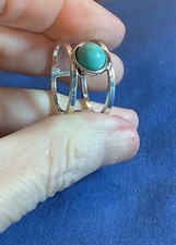 INTERESTING RING, Size 9 1/4, Beautiful Turquoise w/Split Shank Design, UNISEX