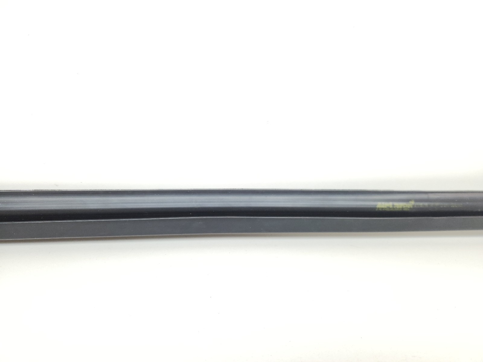 2015-2017 MCLAREN 675LT FRONT LEFT SIDE DOOR GLASS SCRAPER GASKET SEAL STRIP OEM