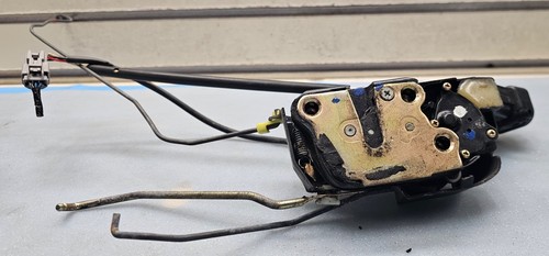 🔥98-02 TOYOTA COROLLA CHEVY PRIZM FRONT LEFT DRIVER DOOR LATCH ACTUATOR OEM
