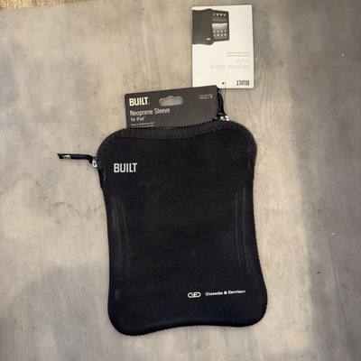 Built Netbook Sleeve Black Fits up to 10 inch Tablets Tablet Case Carry Bag