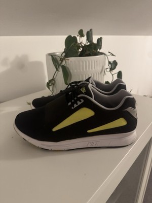 Nike Air Max Current Volt Size 10.5