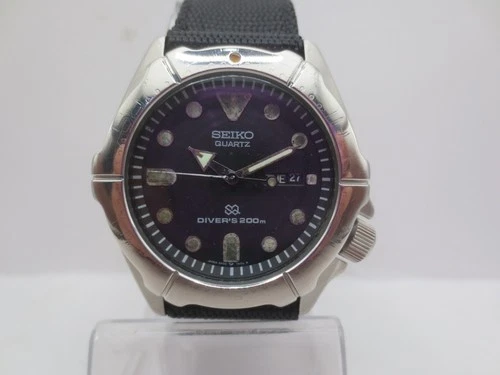 VINTAGE SEIKO 200m 5M23-7A10 DAYDATE STAINLESS STEEL QUARTZ MENS DIVER WATCH