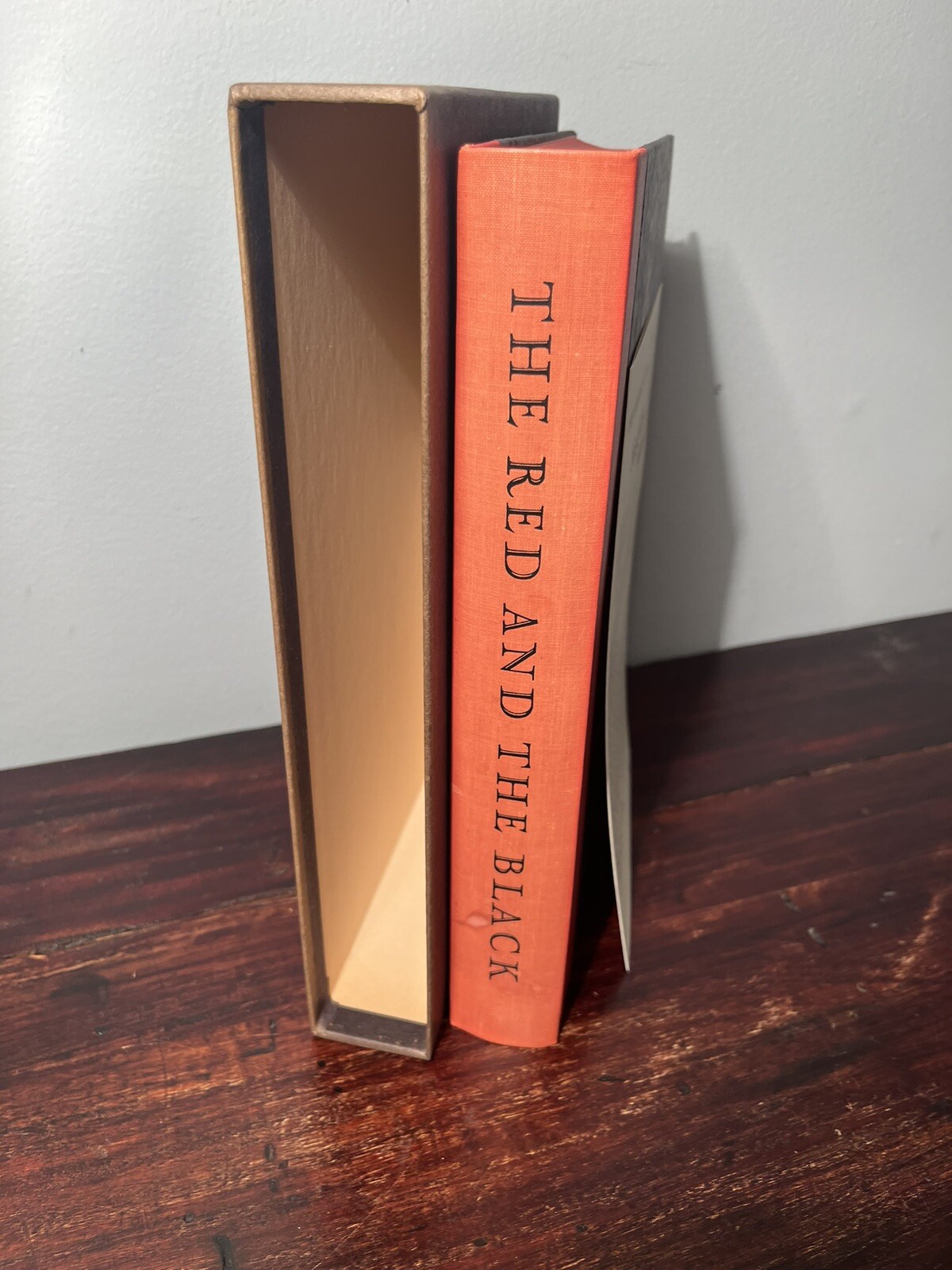 The Red and the Black 1947 Heritage Press W/ Slipcase & Sandglass