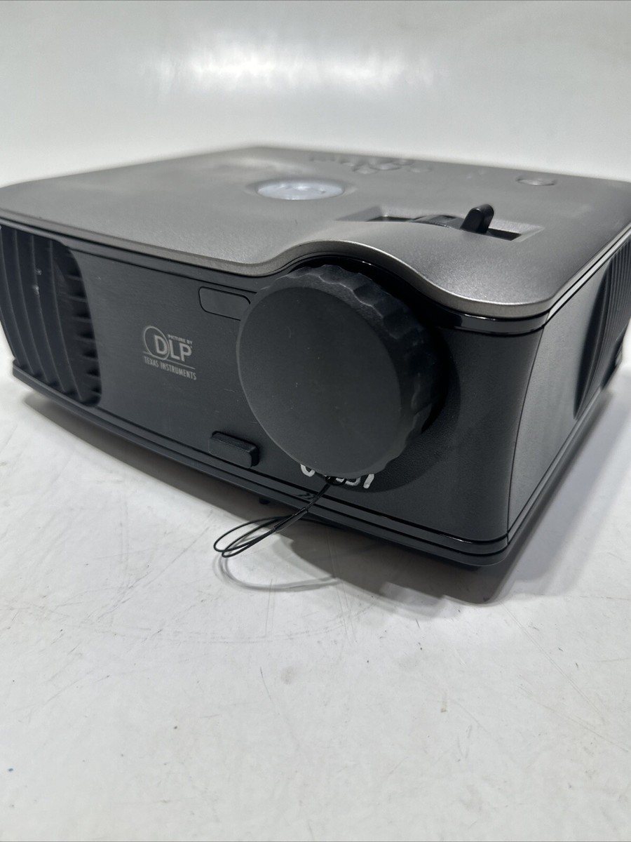 DELL DLPプロジェクター本体 シルバー 1800MP DELL DLPプロジェクター本体 シルバー 1800MP - メルカリ