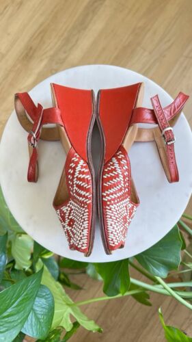 Vintage 1940s 1950s Woven Leather Wedge Ankle Strap Peep Toe Red White Sandals 5 - Picture 11 of 13