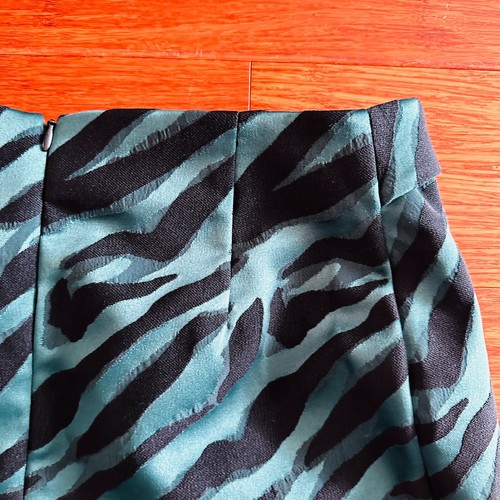 Bec & Bridge Size 8 Zebra Print Mini Skirt Green Black Discotheque Emerald - Picture 8 of 11