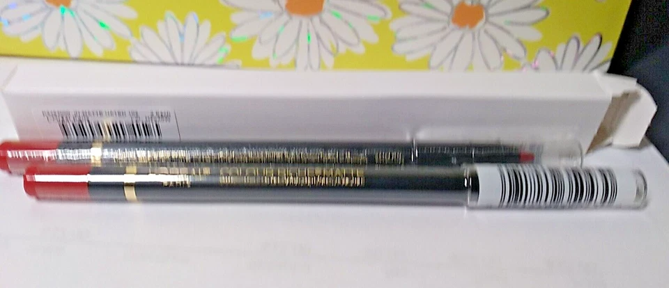 2-PACK L'OREAL COLOR RICHE MATTE SHARPENABLE LIP LINER #102 UATED WITH U 0.04OZ - Image 3 of 4