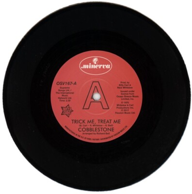 KOPFSTEINPFLASTER / THE MOODS ''TRICK ME, TREAT ME c/w RAINMAKER'' DEMO NORTHERN SOUL