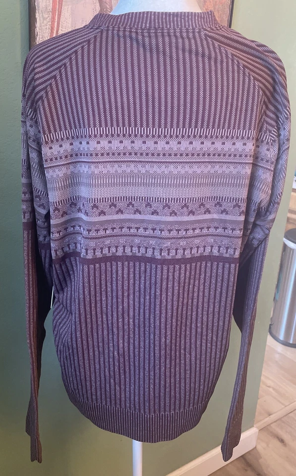 Novo com etiquetas~Pulôver Lululemon Rest Less granada relaxada casca antiga amoreira fosco GG - Imagem 3 de 4