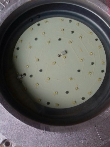 Chalmit LED SEARCHLIGHTS - Picture 2 of 9
