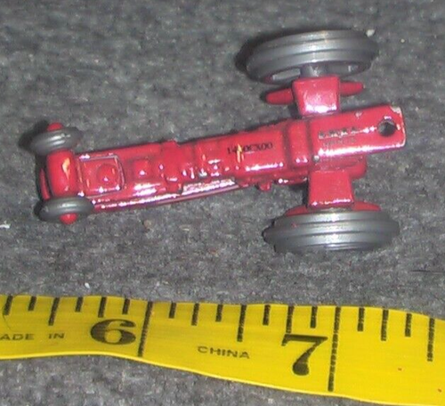 Ertl Case IH McCormick Deering Farmall 350 Tractor 1/64 scale Diecast - Picture 5 of 5
