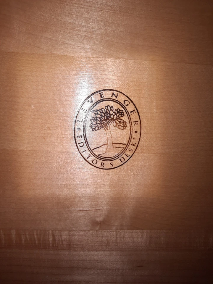 De colección Grande Levenger Inclinado Editores Escritorio Roble Laptop Libro Biblia Soporte 25" Usado en Excelente Condición Foto 4 de 4