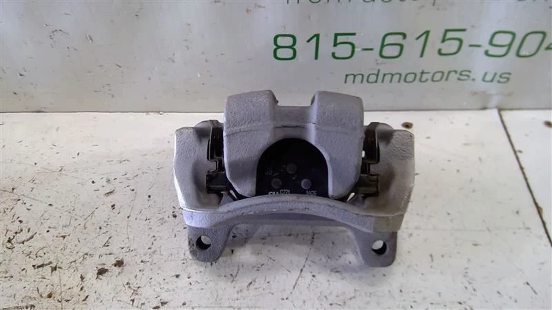 Pinza de freno trasera izquierda Buick Encore 2018-2020 OEM 42392214 Foto 2 de 4