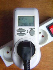 Power Meter Plug Power Monitor Electricity Monitor Home Energy Consumption UK