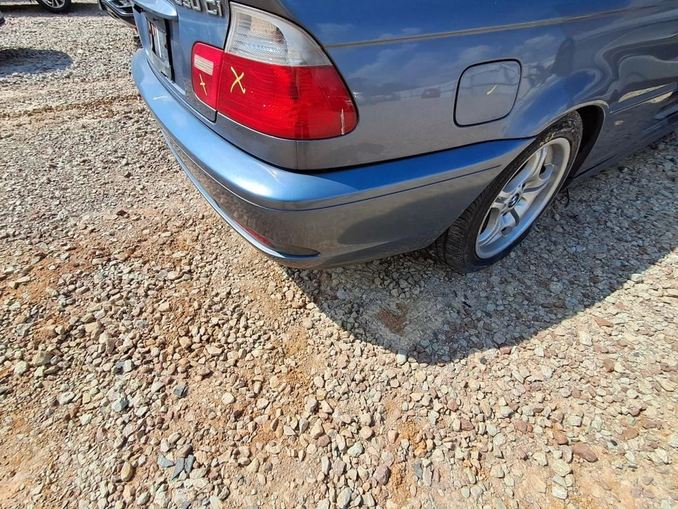 (LOCAL PICKUP ONLY) Rear Bumper Convertible Fits 01-03 BMW 325i 2542555 Foto 3 de 4