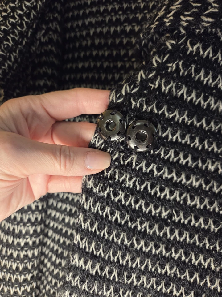 Willow & Clay Long Sweater With Pockets Sz Small Preloved - Image 4 of 4
