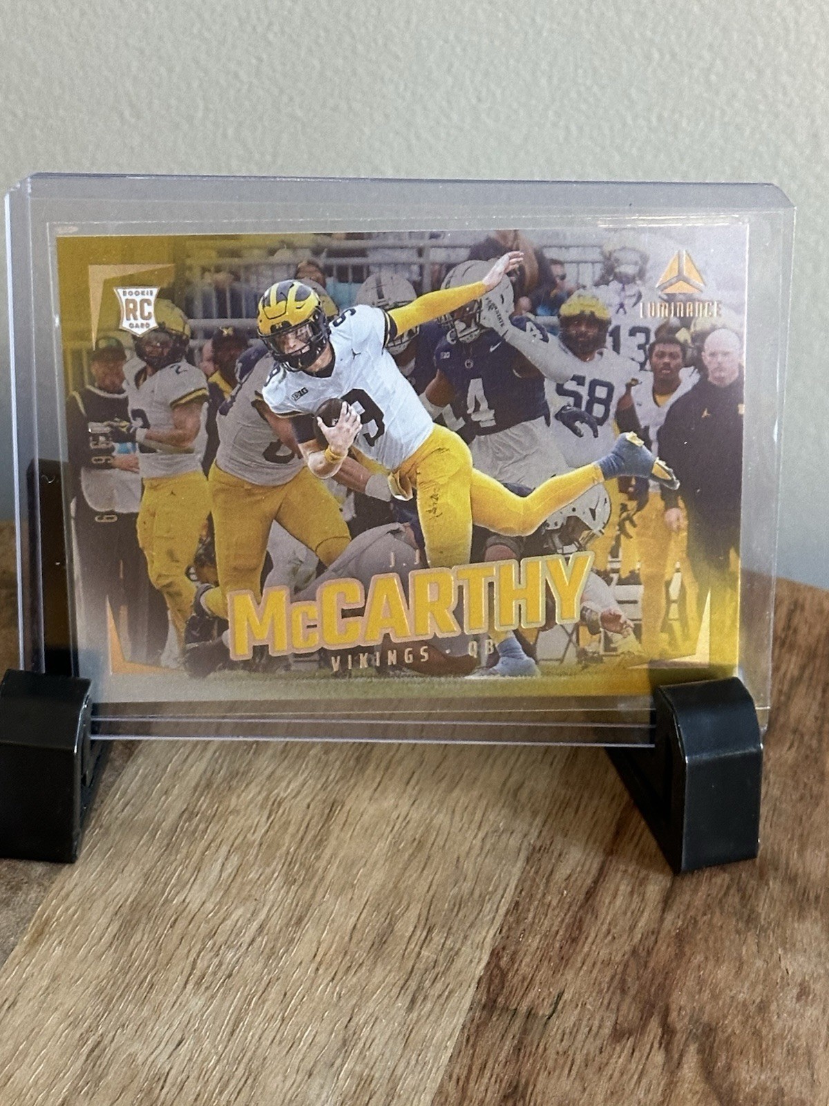 2024 Panini Luminance - Rookies J.J. McCarthy #187 Gold /299 (RC)