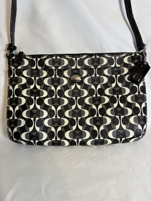 COACH~Black & White Peyton Dream C East West Crossbody Swingpack Purse