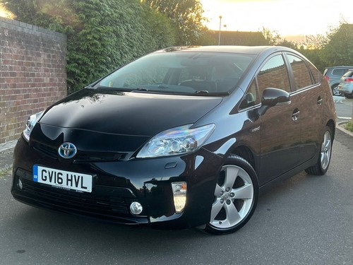 2016 Toyota Prius 1.8 VVTi T Spirit 5dr CVT Auto HATCHBACK Petrol/Electric Hybri - Picture 2 of 20