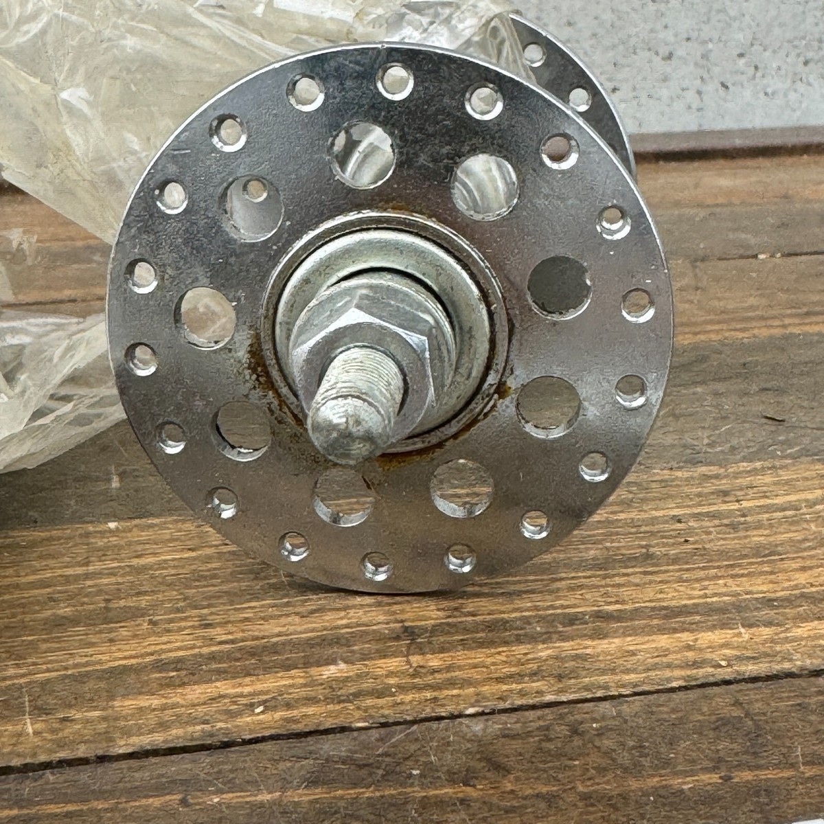 Vintage Shimano High Flange Front Hub NOS H-300 Old School