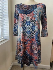 Msk Women’s MEDIUM Blue Red 3/4 Sleeve midi dress VEUC