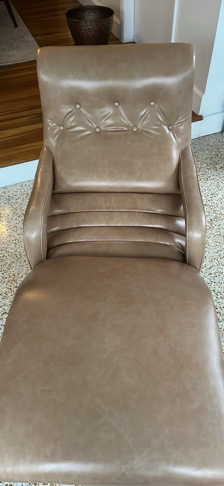 Chaise contorno reclinable Mid Century  Foto 2 de 3