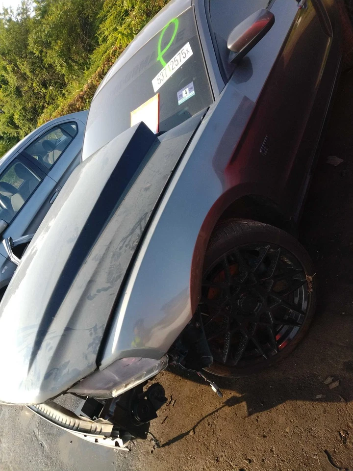 Conjunto de espejo retrovisor derecho Ford Mustang 2010 gris 145 k millas OEM sin garantía Foto 3 de 4