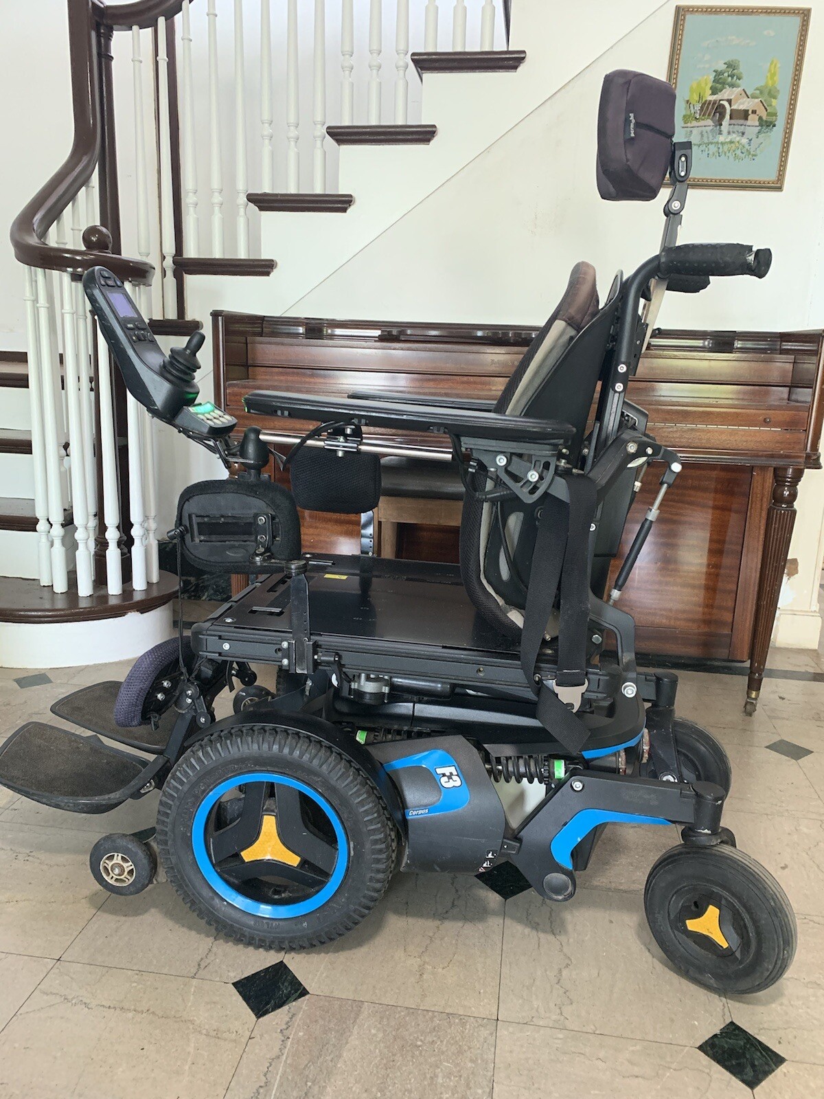 PERMOBIL F3 WHEELCHAIR,POWER TILT,RECLINE,LEGS,LIFT,LIGHTS.LARGE SEAT