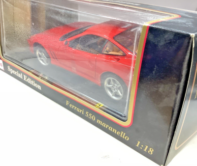 Lot De 2 Ferrari Burago 1/18 : F40 Et 550 Maranello à Restaurer Ou Pour Pièces