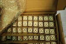 Lot of 100 Weco 4002-B Integrated Circuit