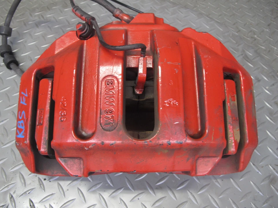 BMW E63 E64 M6 2006-2010 JUEGO DE 2 PINZAS DE FRENO DELANTERAS IZQUIERDA Y DERECHA Foto 3 de 4