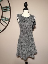 Michael Kors Dress Sleeveless Black & White Textured Ruffle Accent Sz Small EUC