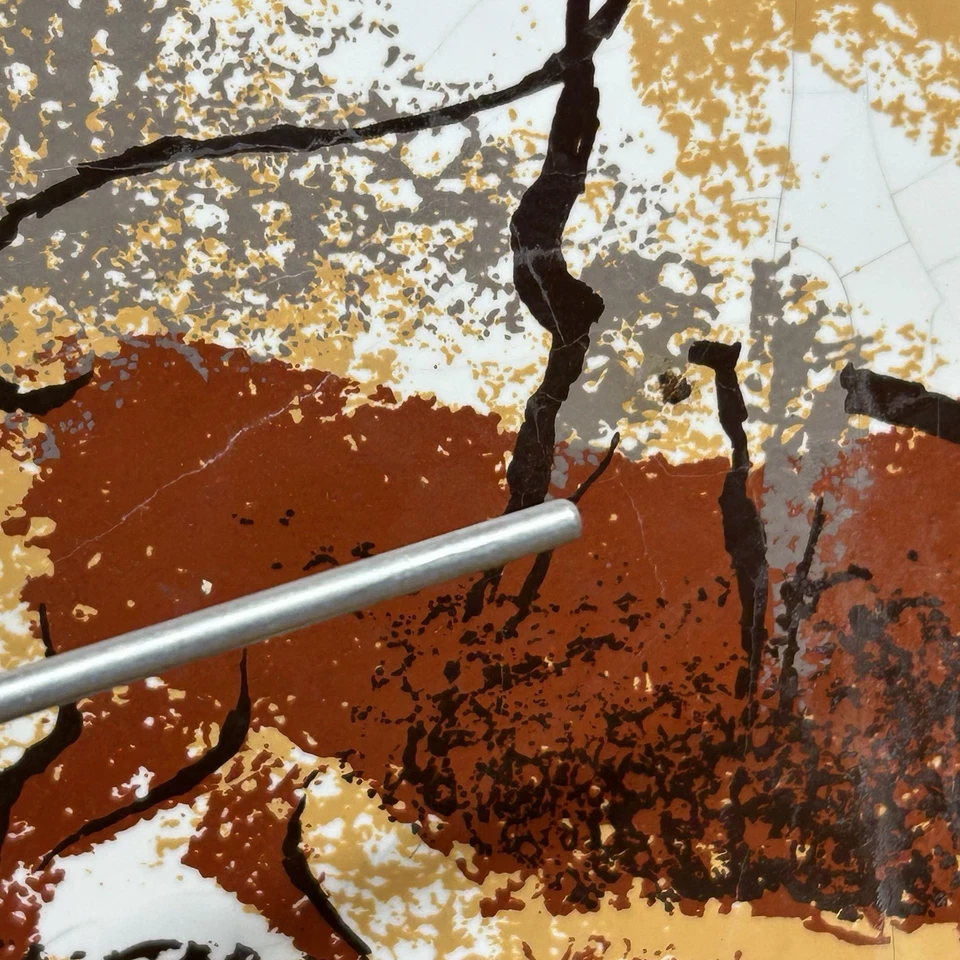 Llavero vintage de mediados de siglo montado en la pared pintado a mano toros azulejo occidental Foto 2 de 4