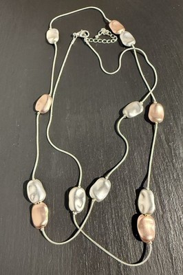 Lange Halskette silberfarbene Schlangenkette Silber & Roségold Metallperlen Schmuck