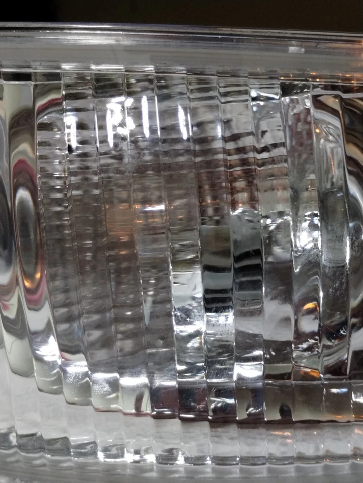 Lámpara de esquina con luz de señal de giro compatible con ISUZU NPR-HD NQR NRR 5,2 L 6,6 L 23-25 Foto 3 de 4