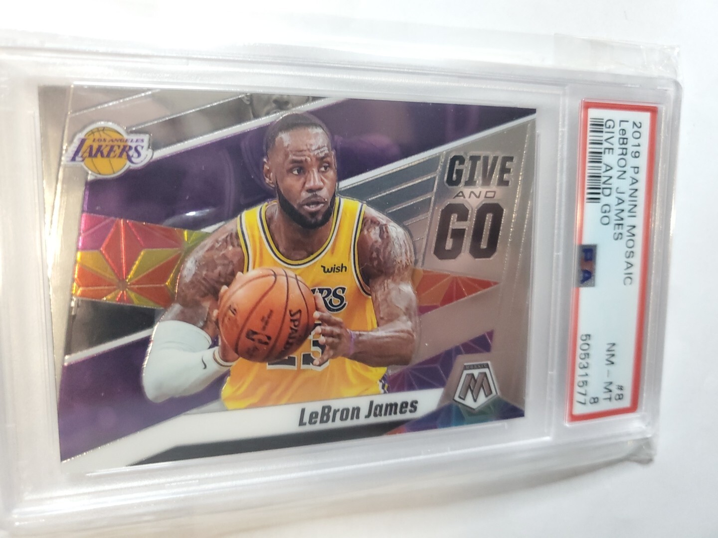 2019 Panini Mosaic #8 Lebron James Give And Go Psa 8