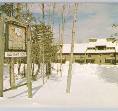 Blue Ox Lodge, Sugarloaf Mountain Kingfield Maine 1976 Vintage Postcard Unposted