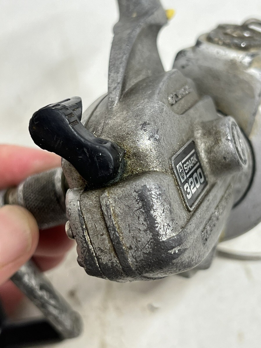 Moulinet toupie vintage OLYMPIC LANCER 200 fabriqué au Japon rare