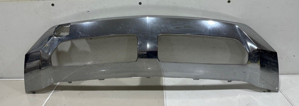 Genuine 2012-2015 Lower Grille Mercedes Benz ML350 ML550 